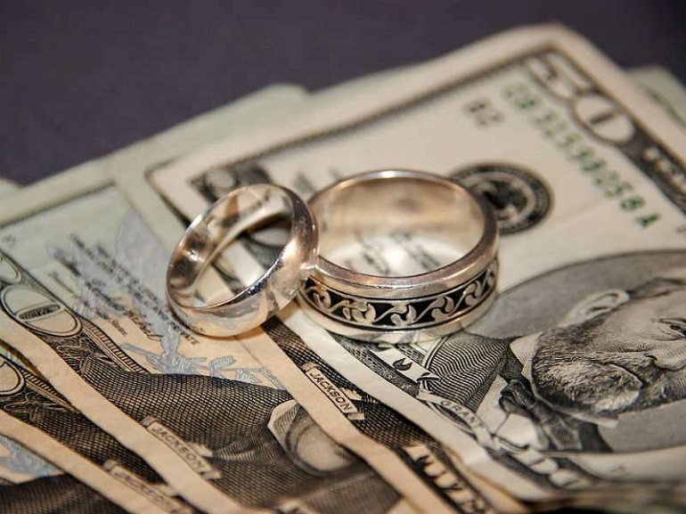ترک ازدواج به خاطر مسائل مالی