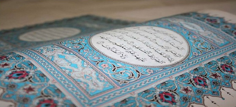 Когда Коран ниспосылался и записывался, то огласовок ещё не существовало. Как в таком случае Коран мог быть защищён от искажений ?