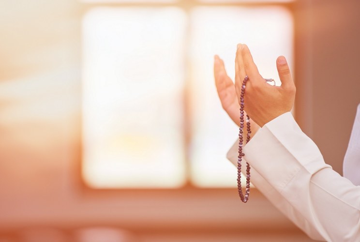 نماز استغفار چگونه است