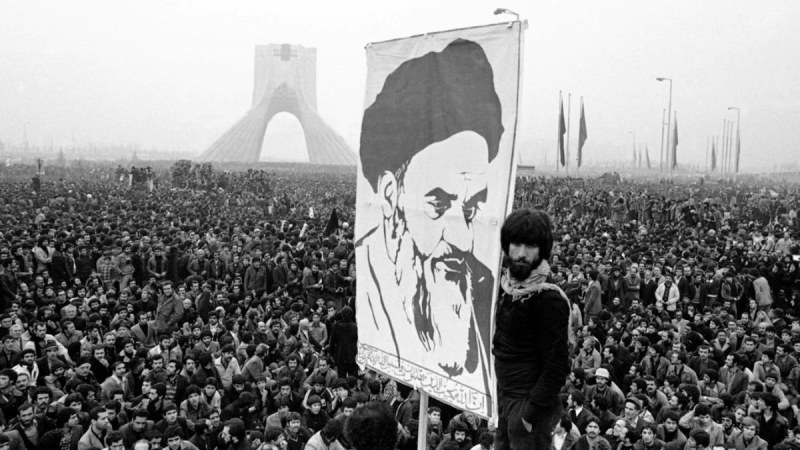 کارکردهای انقلاب اسلامی در دوران معاصر