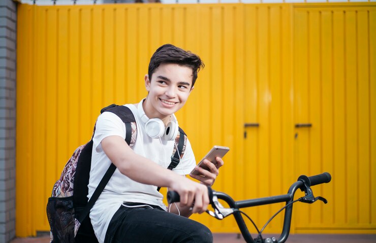 مدیریت زمان مصرف گوشی موبایل در نوجوان