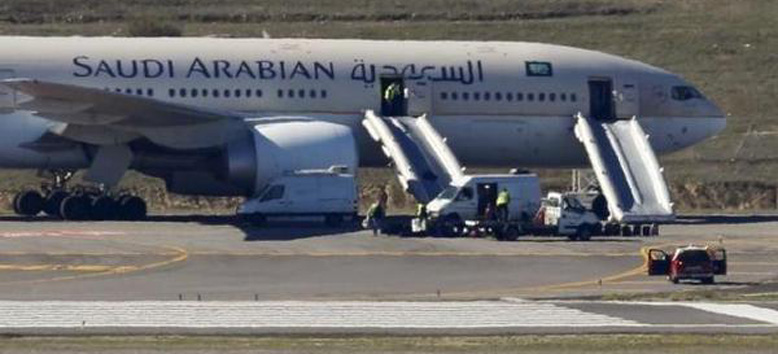 تخلیه هواپیمای مسافربری اسپانیا به دلیل تهدید بمب‌گذاری 