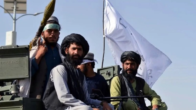 امتناع پاکستان از به رسمیت شناختن طالبان
