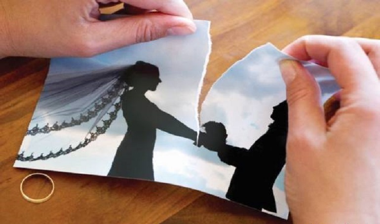 حق طلاق بانوان در اسلام