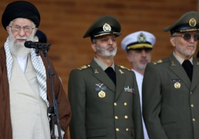 رهبر انقلاب: مطالبات بهحق مردم لبنان و عراق در چارچوب ساختارهای قانونی قابل تحقق است رهبری