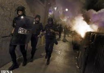 آيا خشونت دولتي مجاز است؟ پلیس