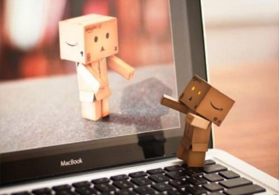 به هدف ازدواج پیشنهاد دوستی داده است ازدواج