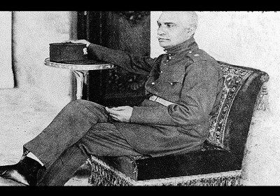 عاقبت عجیب و خفتبار ثروت رضا شاه در انگلیس! فاسد