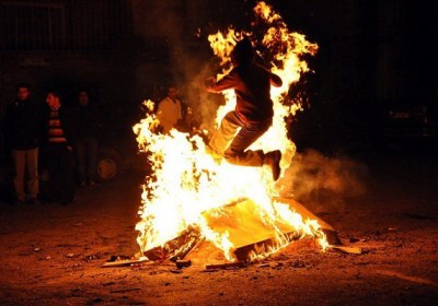 موجسواری حتی روی چهارشنبه سوری! چهارشنبه سوری