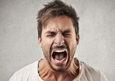 چگونه در هنگام خشم به آرامش برسیم؟ روش غلبه بر خشم