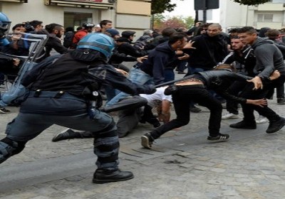 آقای ماکرون دموکراسی و حقوق بشر کجاست؟ فرانسه