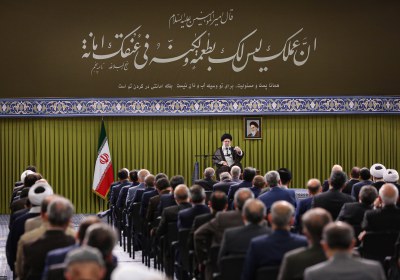 از خودگذشتگی سیاسی و اجتماعی در بیان امام خامنه‌ای